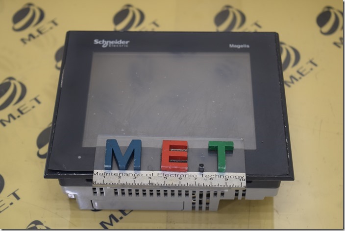 Schneider XBTGT2220 (1)