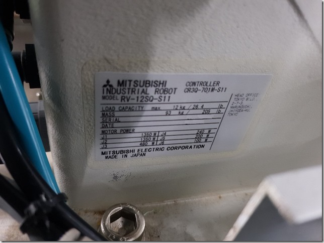 ETCBJSU001_000_CR3Q-701M-S11RV-12SQ-S11_MITSUBISHI_MELFACR3Q-700ROBOTandCONTROLLERPENDANT_USED (8)