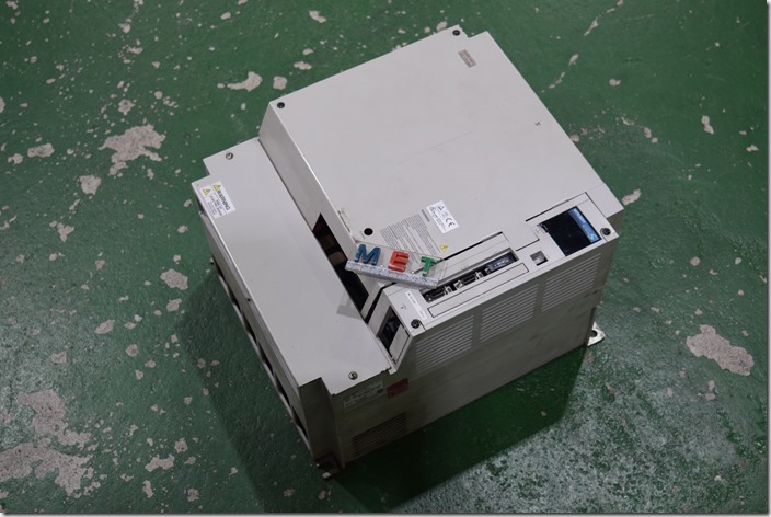 MITSUBISHI MR-J2S-22KB (1)