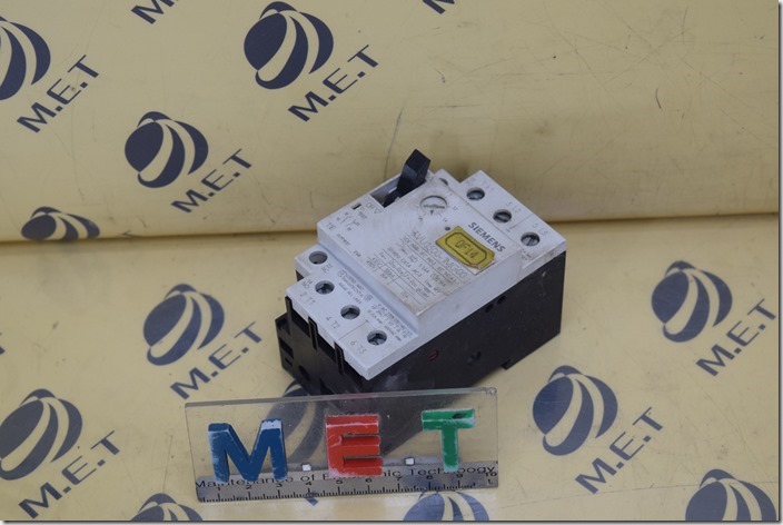 SIEMENS 3VU1300-1MG00 (1)